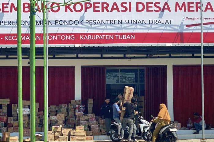 koperasi_desa_merah_putih_di_tuban_ditutup_sehari_setelah_diresmikan_presiden_prabowo