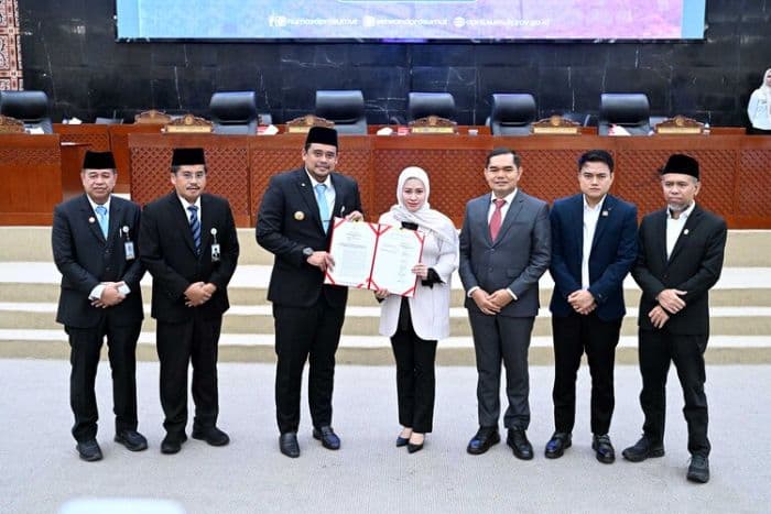 lpj_apbd_sumut_2024_disetujui_bobby_nasution_harap_kolaborasi_eksekutiflegislatif_berlanjut