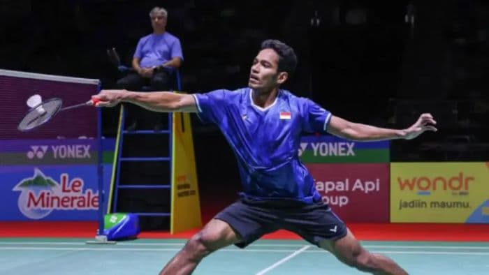 chico_aura_dwi_wardoyo_menang_derbi_indonesia_di_korea_open_2025