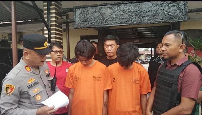 polisi_bekuk_tiga_komplotan_begal_bersajam_di_medan_penadah_ikut_diamankan