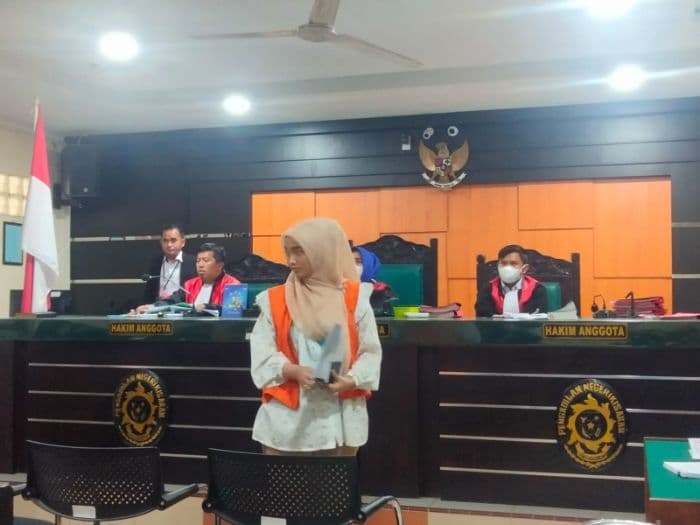 istri_pecatan_tni_al_dituntut_1_tahun_penjara_kuasa_hukum_minta_lisa_dibebaskan
