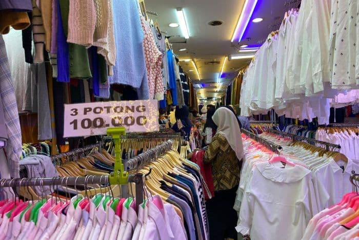 menkeu_purbaya_wacanakan_denda_impor_balpres_pedagang_thrifting_pasar_senen_resah