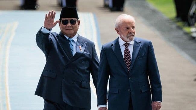 prabowo_sebut_bahasa_portugis_bakal_masuk_kurikulum_di_sekolah