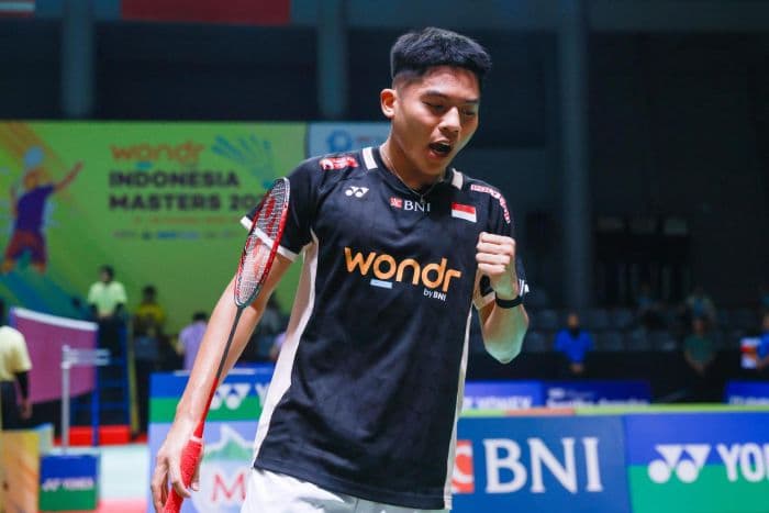 tunggal_putra_indonesia_ubaidillah_lolos_8_besar_chico_tumbang_dari_korsel
