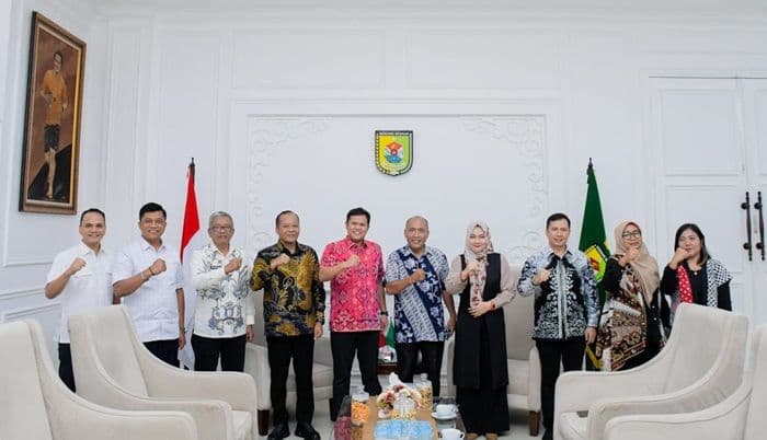 wabup_sergai_adlin_tambunan_siap_tindaklanjuti_rekomendasi_ki_sumut_tingkatkan_keterbukaan_informasi_publik