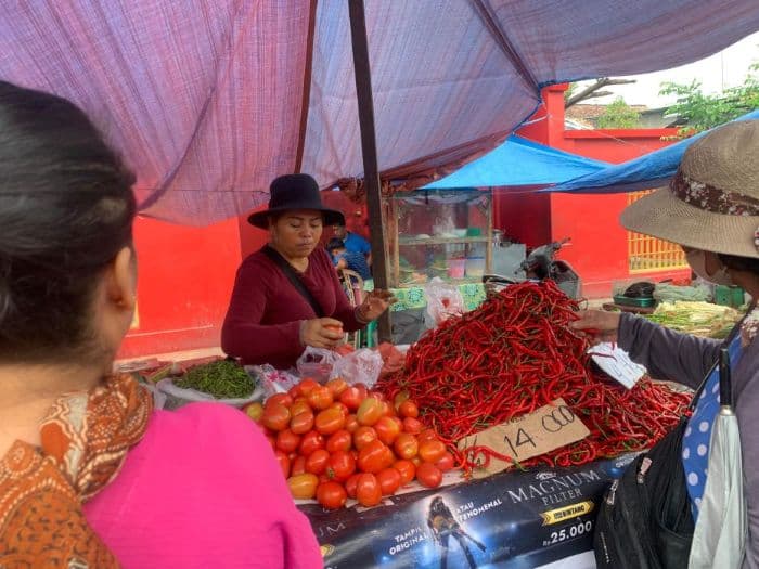 harga_cabai_di_medan_labuhan_masih_mahal