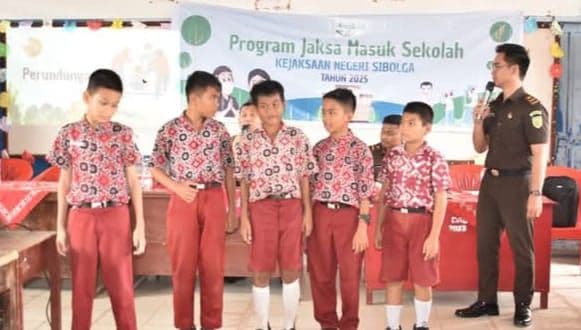 jaksa_masuk_sekolah_pelajar_sd_diajak_pahami_peraturan_dan_konsekuensinya