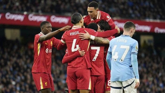 bungkam_city_di_etihad_stadium_liverpool_unggul_11_poin_dari_arsenal_