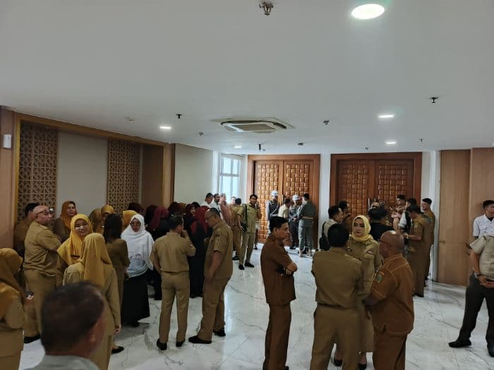 eselon_ii_pemprovsu_dilantik_akses_aula_raja_inal_terbatas