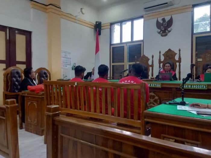 dua_kurir_sabu_dituntut_penjara_seumur_hidup_di_pn_medan