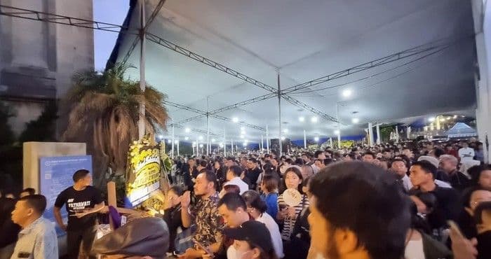 misa_requiem_untuk_paus_fransiskus_di_gereja_katedral_jakarta_dipadati_ribuan_jemaat