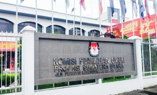 oknum_anggota_kpu_nias_barat_digerebek_diduga_selingkuh_ini_respons_kpu_sumut