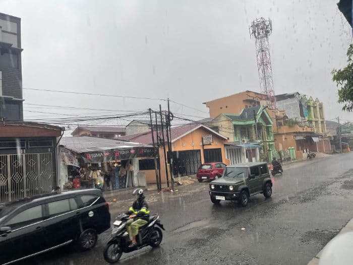 bmkg_hujan_deras_2_hari_di_sumut_warga_diminta_waspada