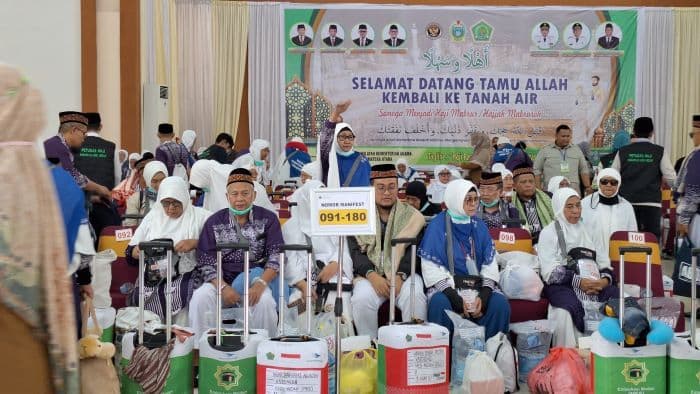 hingga_kloter_11_masih_ada_4399_jemaah_haji_sumut_di_tanah_suci