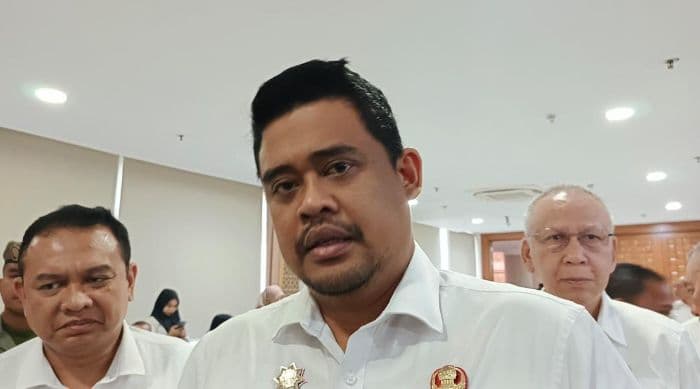 jelang_penilaian_unesco_bobby_minta_pelaku_karhutla_di_danau_toba_ditindak_tegas_