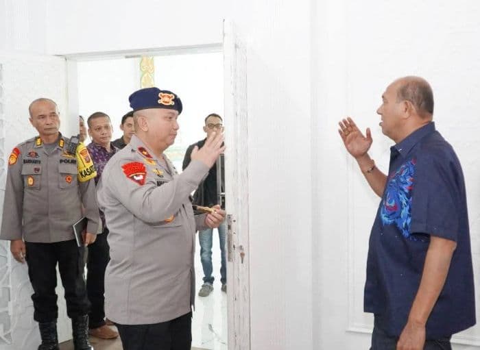 bupati_langkat_sambut_danpas_brimob_i_perkuat_sinergi_demi_menjaga_perbatasan