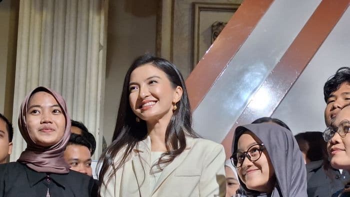 raline_shah_rawat_diri_bukan_cuma_dengan_belanja_tapi_lewat_investasi_pengalaman