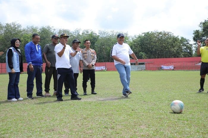 turnamen_sepak_bola_u14_asahan_dibuka_semarakkan_hut_pan_dan_ri
