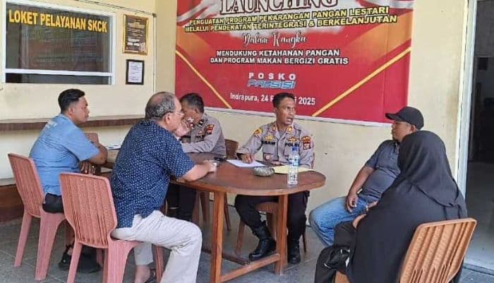 kapolsek_indrapura_tegur_warung_tuak_di_siparepare_usai_keluhan_warga