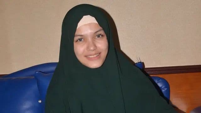 profil_nadya_almira_karir_hijrah_dan_kasus_tabrak_lari_yang_mencuat
