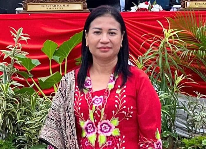 dameria_pangaribuan_dorong_dinkes_sumut_tanggap_tangani_ispa_dan_imbau_warga_waspada