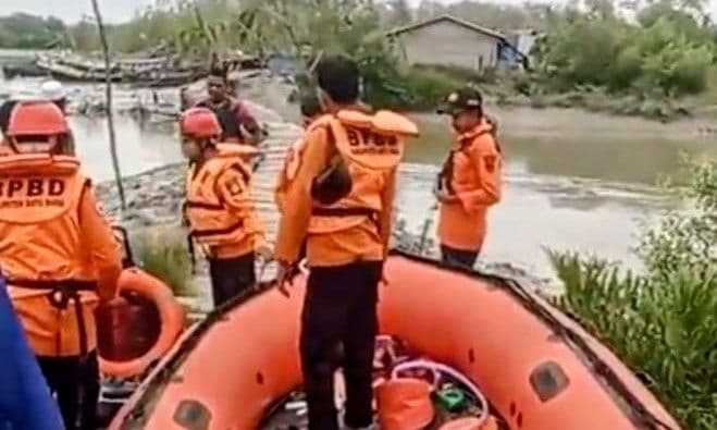 diterjang_angin_kencang_seorang_nelayan_hilang_di_perairan_batu_bara_