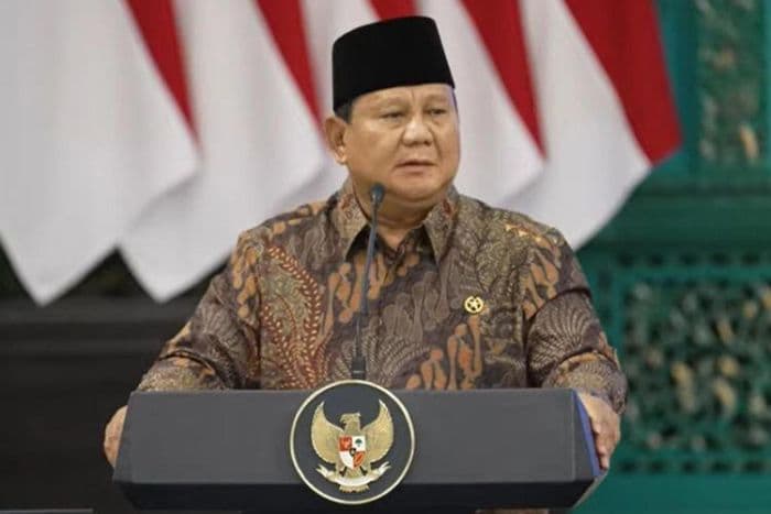 ekonom_beberkan_pr_prabowogibran_soal_target_pertumbuhan_ekonomi