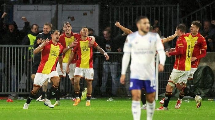 go_ahead_eagles_taklukkan_aston_villa_21_dean_james_cetak_sejarah_di_liga_europa_
