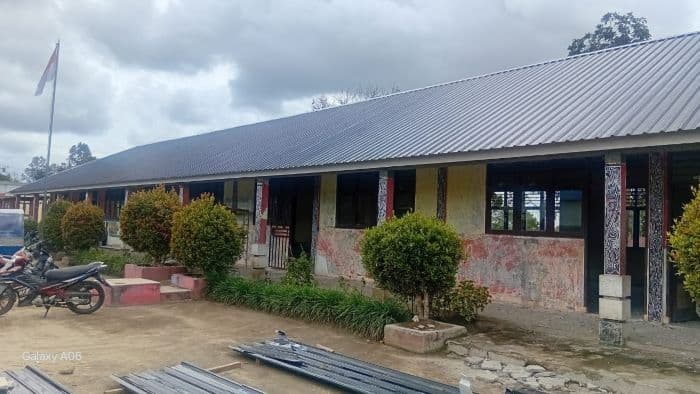 proyek_revitalisasi_sd_173277_pohan_tonga_rp772_juta_diduga_mengalami_mark_up