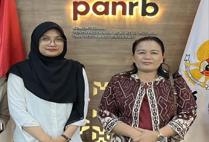 ratusan_tks_dirumahkan_pemkab_tapteng_janji_cari_solusi_kami_peduli_masa_depan_mereka