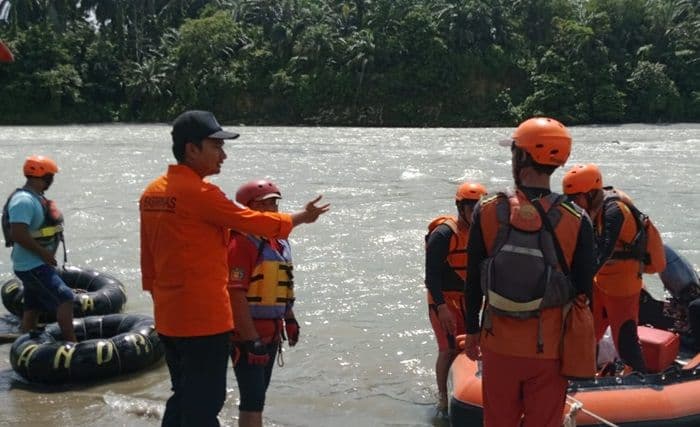 dua_karyawan_galian_c_yang_diduga_hanyut_di_sungai_wampu_masih_dicari