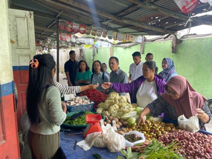 dinas_ketapang_dan_polres_pelabuhan_belawan_monitoring_stok_bahan_pangan