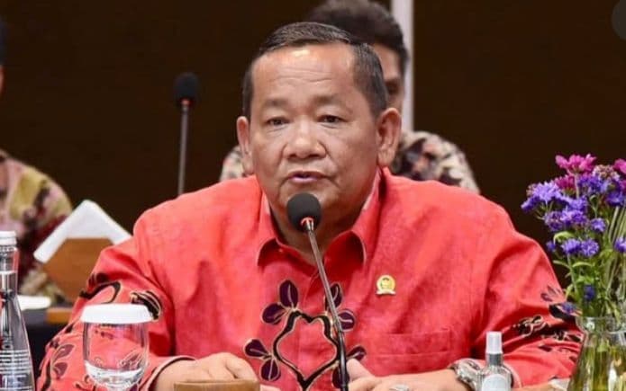 masinton_pasaribu_ikut_retreat_ketua_pdip_sumut_angkat_bicara