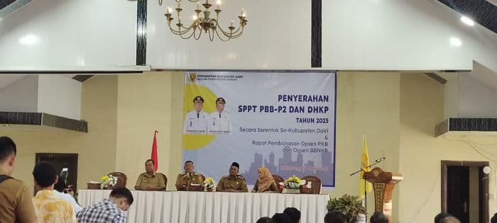 kepala_bapenda_dairi_enggan_beri_jawaban_soal_target_pad_2025
