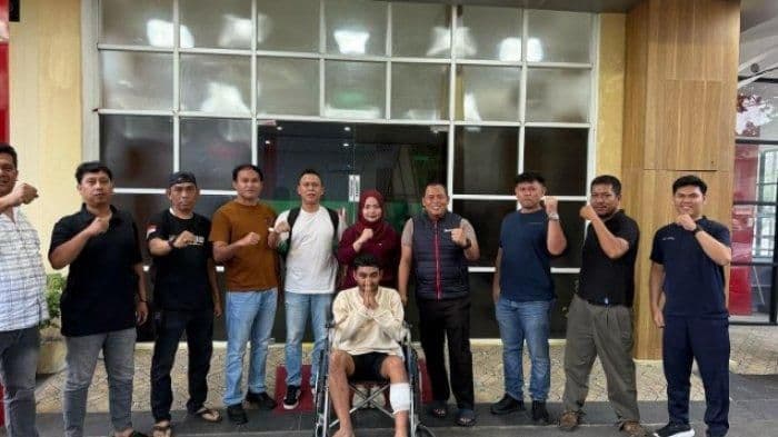 mantan_karyawan_warkop_ditembak_polisi_curi_mesin_kopi