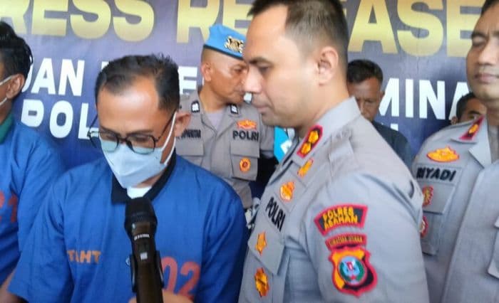 polres_asahan_tangguhkan_penahanan_anggota_dprd_tersangka_judi_sabung_ayam