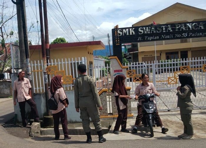 satpol_pp_padangsidimpuan_intensifkan_patroli_cegah_tawuran_pelajar