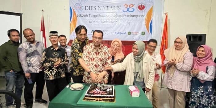 dies_natalis_stikp_medan_sakhyan_lulusan_jurnalistik_nggak_ada_lawan