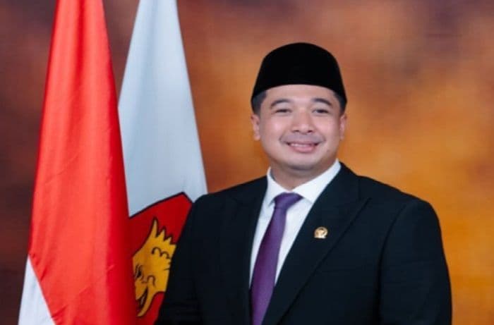 ari_wibowo_dilantik_jadi_dirut_dhirga_surya_ade_jona_beliau_sudah_mundur_dari_gerindra