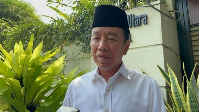 jokowi_curigai_agenda_besar_di_balik_isu_ijazah_palsu_siap_jalani_proses_hukum