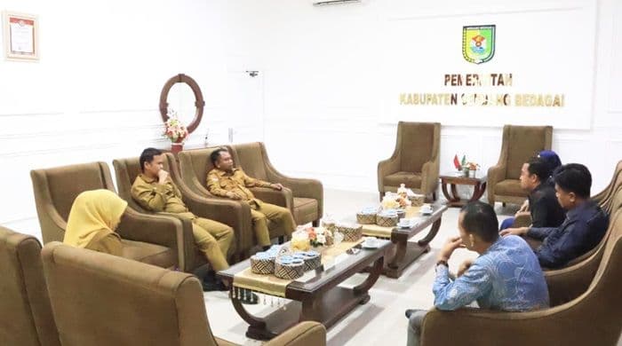 cegah_pernikahan_dini_dan_perceraian_bupati_sergai_sambut_program_edukasi_pranikah_dari_pa_sei_rampah