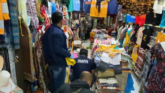 pedagang_baju_di_pasar_buah_berastagi_tewas_ditikam