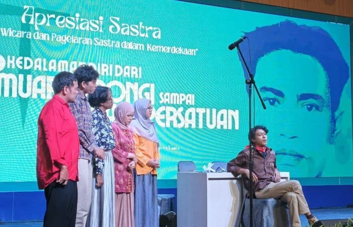 sanusi_pane_pejuang_bahasa_indonesia_yang_layak_jadi_pahlawan_nasional
