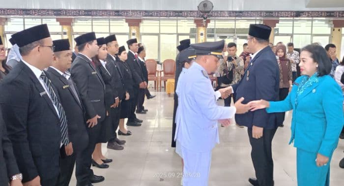 pelantikan_pejabat_pemkab_dairi_diwarnai_isu_jual_beli_jabatan_dprd_sumut_angkat_bicara