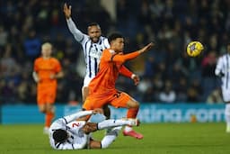 gol_telat_jack_clarke_bawa_ipswich_town_kalahkan_west_brom_10