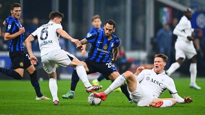 napoli_unggul_10_atas_inter_milan_di_babak_pertama_lewat_penalti_kevin_de_bruyne