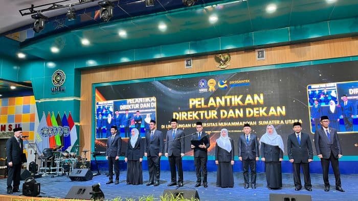 rektor_umsu_lantik_direktur_pascasarjana_dan_10_dekan_baru_tekankan_pentingnya_inovasi_