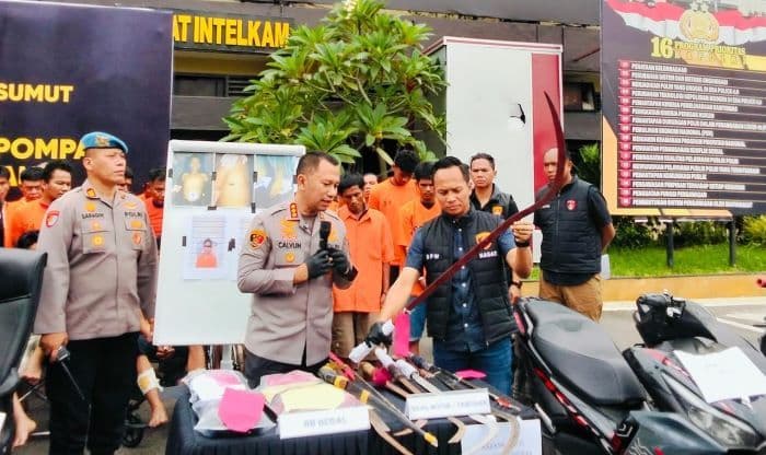 tiga_pelaku_pembunuhan_di_jalan_padang_ditangkap_otak_pelaku_kabur_ke_tangerang