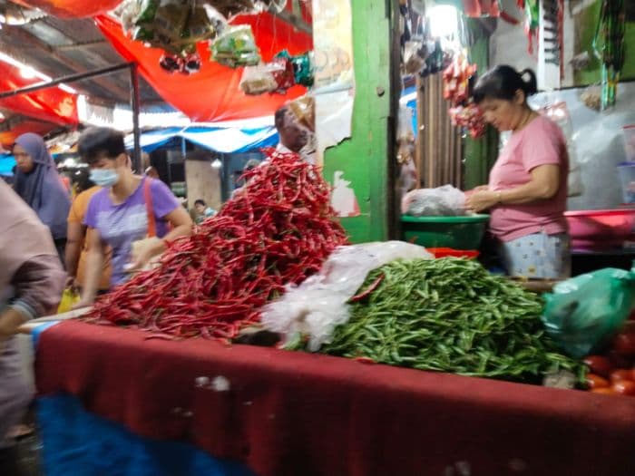 akhir_pekan_harga_cabai_stagnan_di_siantar_bawang_merah_justru_naik