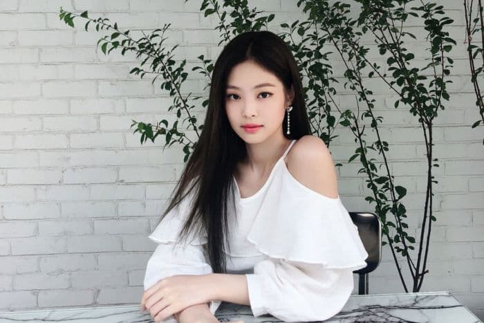 jennie_blackpink_beri_kejutan_ke_penggemar